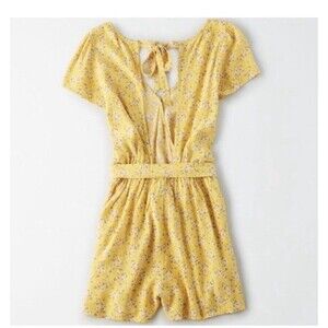 American Eagle Outfitters Yellow Floral Romper Shorts Belted Small Vneck Summer